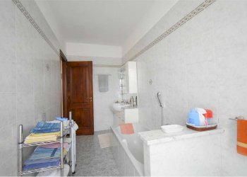 Villa a Schiera via roma, Baldissero d'Alba - foto 31