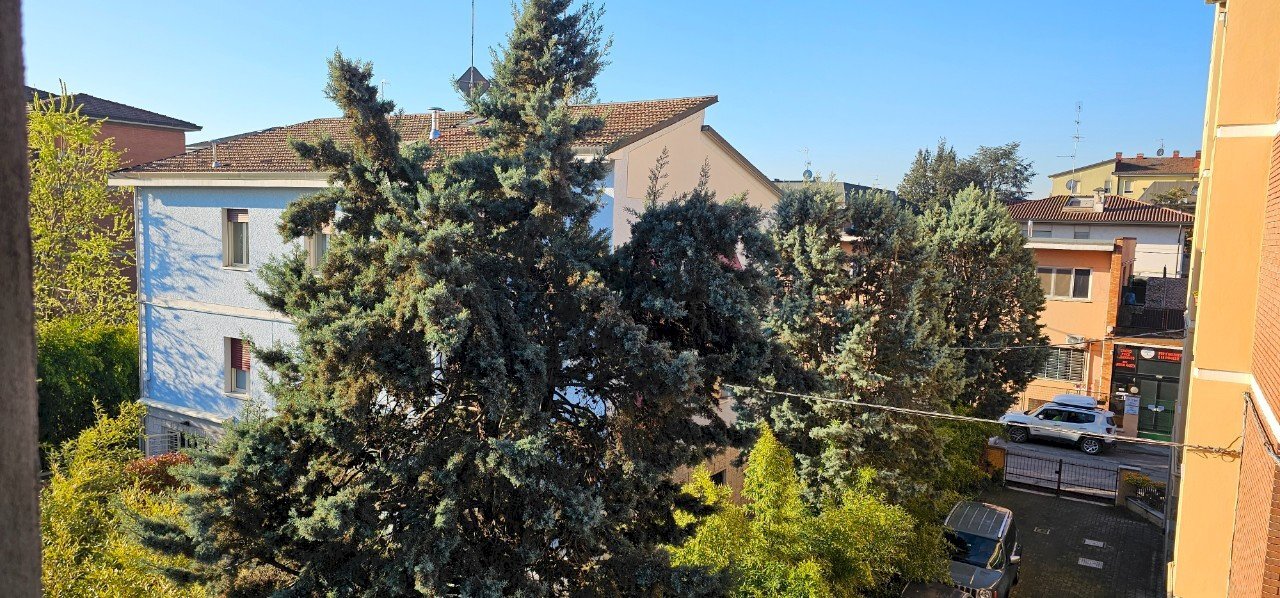 Apartment Modena - photo 1