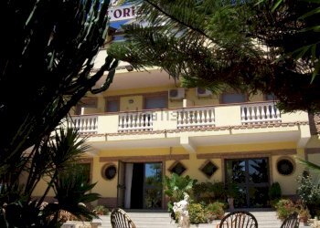 Stable - Palace Campolongo, Isola di Capo Rizzuto - photo 4