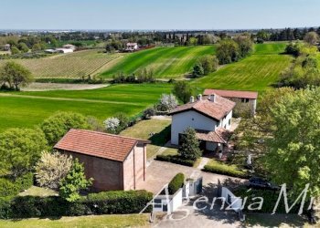 Villa Dozza - photo 2