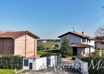 Villa Dozza - photo 16