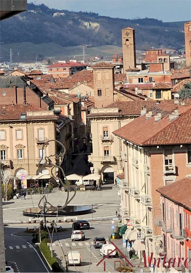 Attico Corso langhe, 4, Alba - foto 1