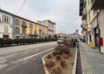 Negozio Corso Italia, 1, Alba - foto 2