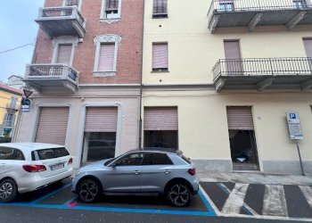 Negozio Corso Italia, 1, Alba - foto 4