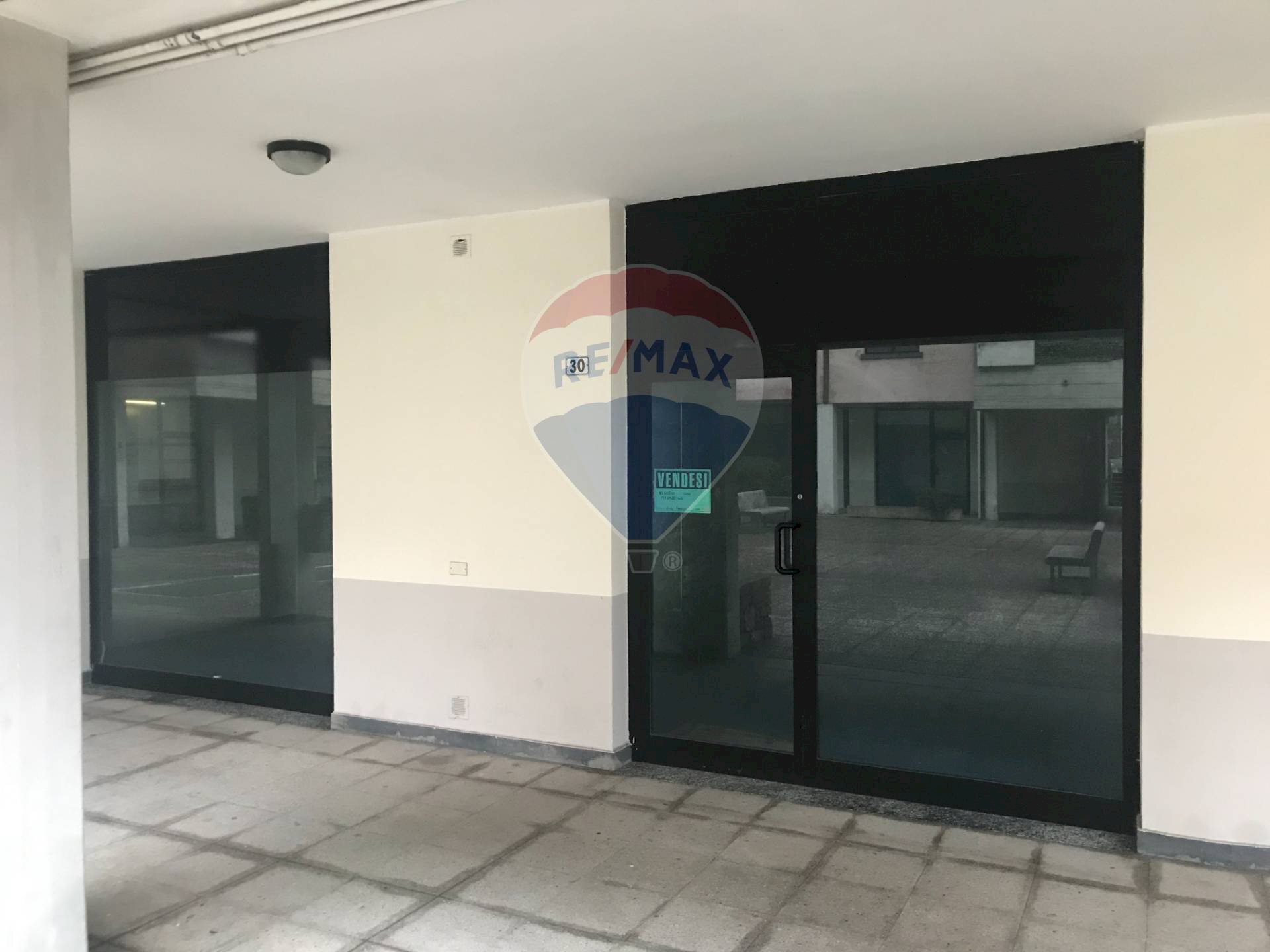 Negozio Grumello del Monte - foto 3