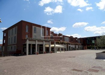 Locale Commerciale VIA GIORDANO BRUNO, Borgosatollo - foto 6