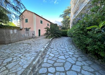 Appartamento Via Caprera, Genova (zona Albaro) - foto 24