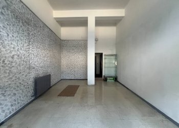 Attività Commerciale Via Ortigara, Ferrara (zona Entro Mura) - foto 3