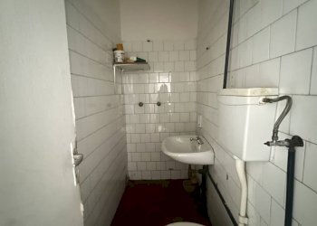 Attività Commerciale Via Ortigara, Ferrara (zona Entro Mura) - foto 8