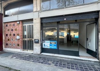 Attività Commerciale Via Ortigara, Ferrara (zona Entro Mura) - foto 11