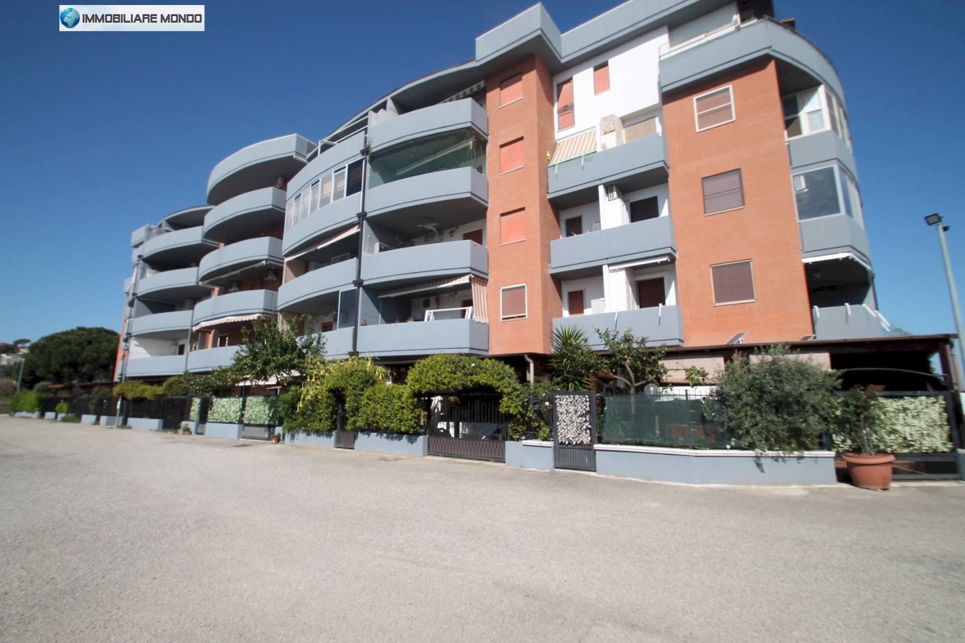 Appartamento Via delle Gardenie, Campomarino - foto 1