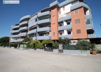 Appartamento Via delle Gardenie, Campomarino - foto 1