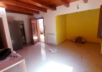 Cucina - Three-room apartment via del Milliario, 28/4, Bologna (neighborhood Santa Viola) - photo 3