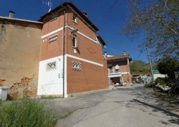 Zona - Casa indipendente Frazione Sant'Antonio, Santo Stefano Roero - foto 3