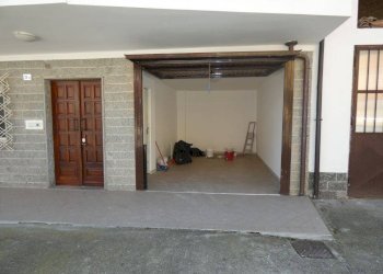 Box auto - Casa indipendente Frazione Sant'Antonio, Santo Stefano Roero - foto 4