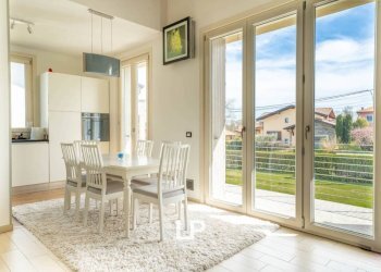 Salone - Quadrilocale via Camillo Benso di Cavour, 134, Leggiuno - foto 11