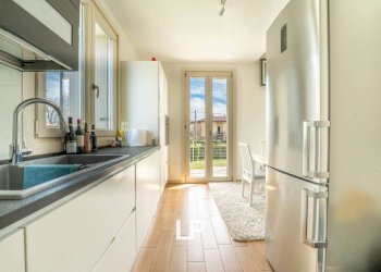 Cucina - Quadrilocale via Camillo Benso di Cavour, 134, Leggiuno - foto 16