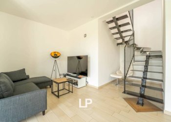 Salone - Quadrilocale via Camillo Benso di Cavour, 134, Leggiuno - foto 18