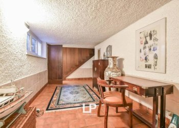 Stanza arredata - Villa via boschetti, Ispra - foto 41