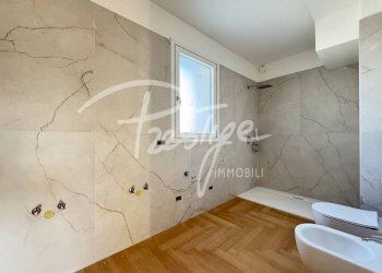 Bagno - Attico via Vittorio Veneto, 197/1, La Spezia - foto 21