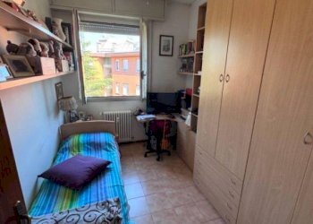 Camera da letto - Quadrilocale via Giuseppe Mazzini, 31, Ozzano dell'Emilia - foto 25