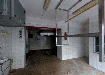 Interno non residenziale - Appartamento piazza Italia, 1, Alzano Lombardo - foto 50