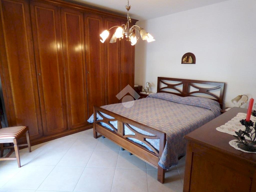 Four-room apartment Via San Giovanni Bosco, Cicagna - photo 2