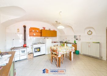 Two-room apartment Busca - photo 3