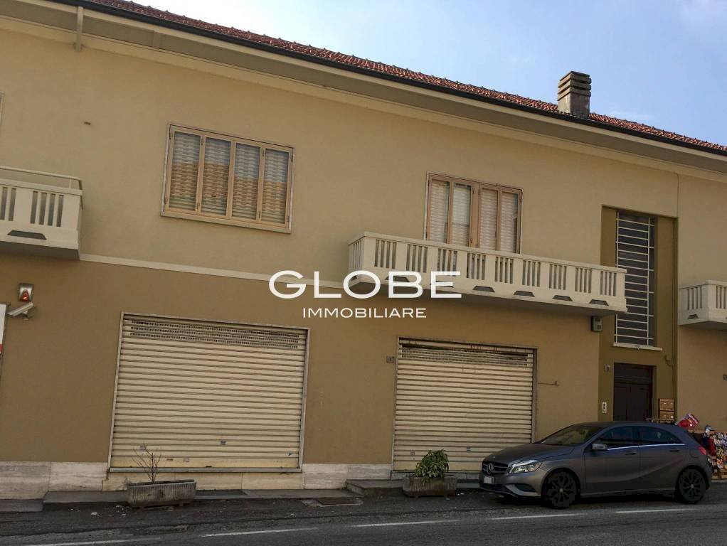 Facciata - Magazzino Stradale Lanzo, Balangero - foto 1