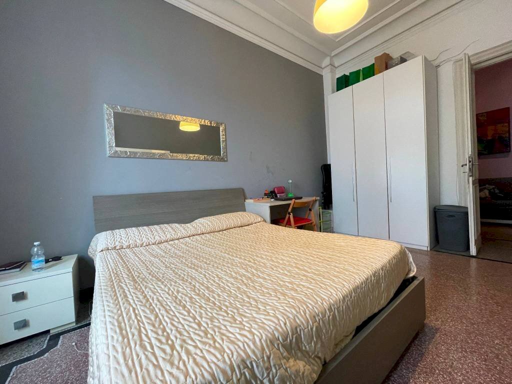 Camera da letto - Terreno non edificabile via Giovanni Torti, 24, Genova (zona Marassi) - foto 3