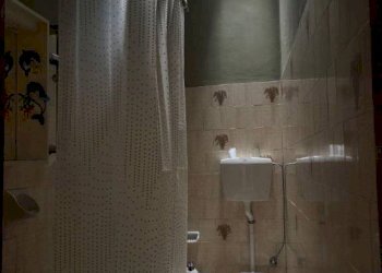 Bagno - Four-room apartment via Giardini, Osasco - photo 14