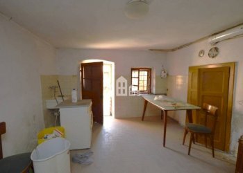 Salone - Casa indipendente via Umberto I, 53, Colleretto Giacosa - foto 5