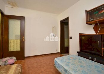 Camera da letto - Casa indipendente via Umberto I, 53, Colleretto Giacosa - foto 16