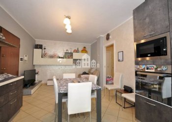 Cucina - Three-room apartment via Tenente raverdino, 12, Castellamonte - photo 8