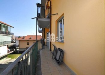 Terrazzo - Three-room apartment via Tenente raverdino, 12, Castellamonte - photo 9