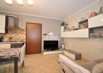 Salone - Three-room apartment via Tenente raverdino, 12, Castellamonte - photo 12
