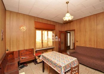 Salone - Casa indipendente Località San Bernardo, 46, Cuorgnè - foto 9