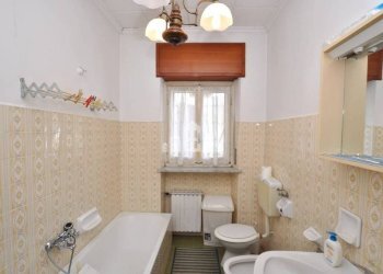 Bagno - Casa indipendente Località San Bernardo, 46, Cuorgnè - foto 15
