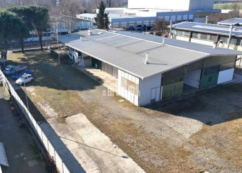 Vista - Capannone Regione Tomboleto, 6, Azeglio - foto 1