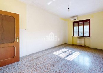 Camera da letto - Capannone Regione Tomboleto, 6, Azeglio - foto 15