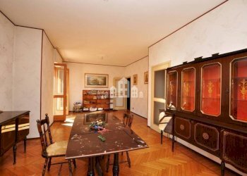 Salone - Appartamento via VII Martiri, 8, Cuorgnè - foto 8