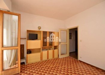 Stanza non arredata - Appartamento via VII Martiri, 8, Cuorgnè - foto 11