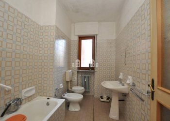 Bagno - Appartamento via VII Martiri, 8, Cuorgnè - foto 18