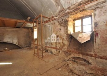 Box auto - Casa indipendente via Cesare battisti, 4, Cuorgnè - foto 10