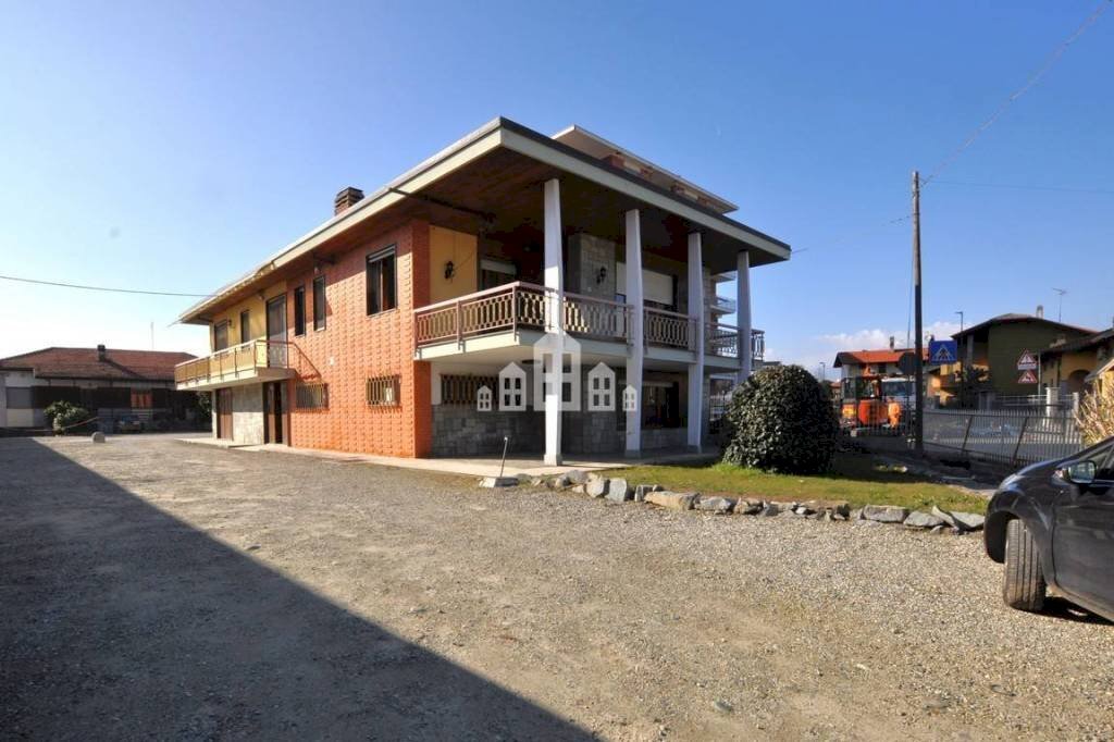 Facciata - Villa via Fontana, 55, Feletto - photo 1