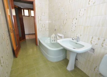 Bagno - Villa via Fontana, 55, Feletto - foto 25