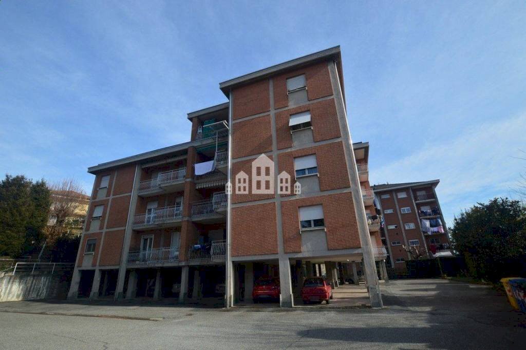 Facciata - Appartamento via Brigate, 41, Cuorgnè - foto 1