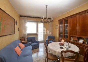 Salone - Appartamento via Brigate, 41, Cuorgnè - foto 3