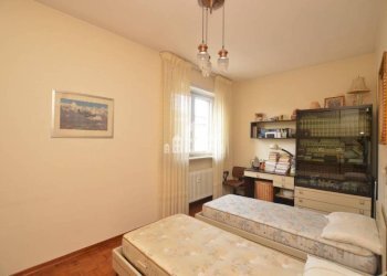 Camera da letto - Appartamento via Brigate, 41, Cuorgnè - foto 19