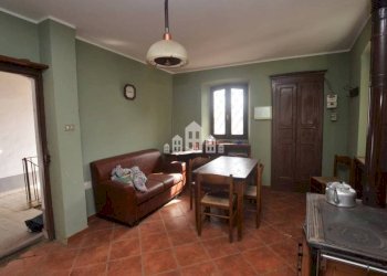 Salone - Casa indipendente via Pietro Bossatti, 18, Rueglio - foto 10